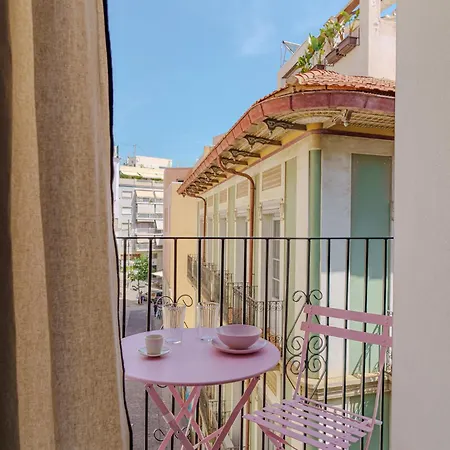 Apartamento With Exceptional Charm In Historic Center Of