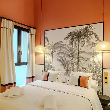 With Exceptional Charm In Historic Center Of Apartamento Alicante