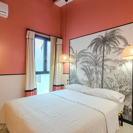 With Exceptional Charm In Historic Center Of Appartement Alicante